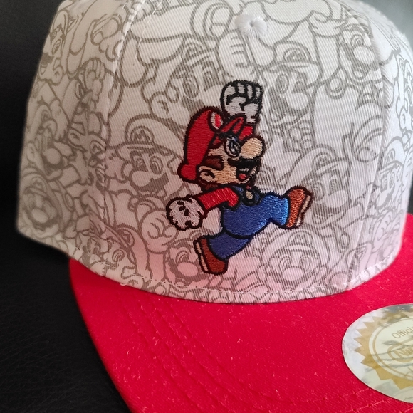 Nintendo Super Mario Red/White Mario Snapback Hat - Picture 2 of 11